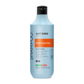 Хидратиращ шампоан Artero Shampoo hidratante подходящ за кучета с дълга или изтощена козина